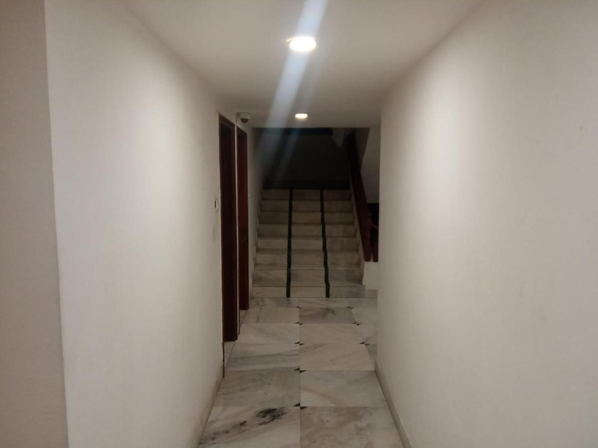 Hotel Apex Ahmedabad Exterior photo
