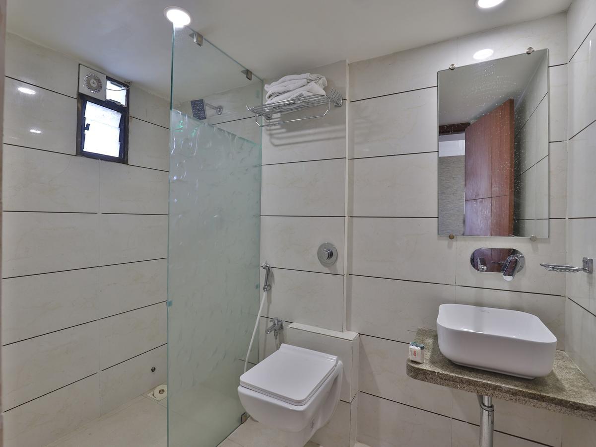 Hotel Apex Ahmedabad Exterior photo